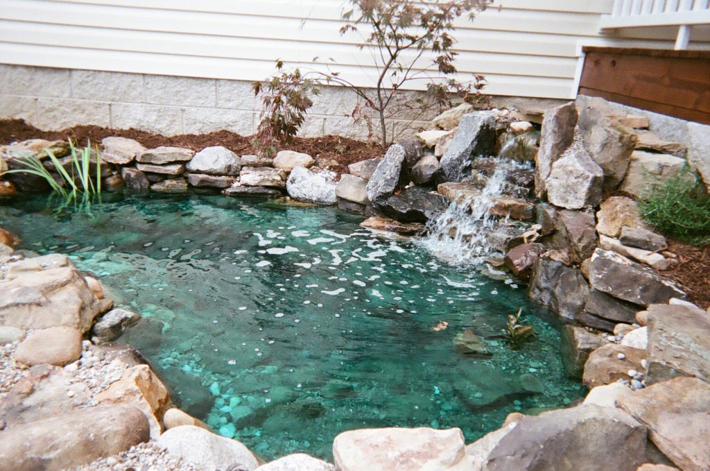 Fieldstone used in water feature