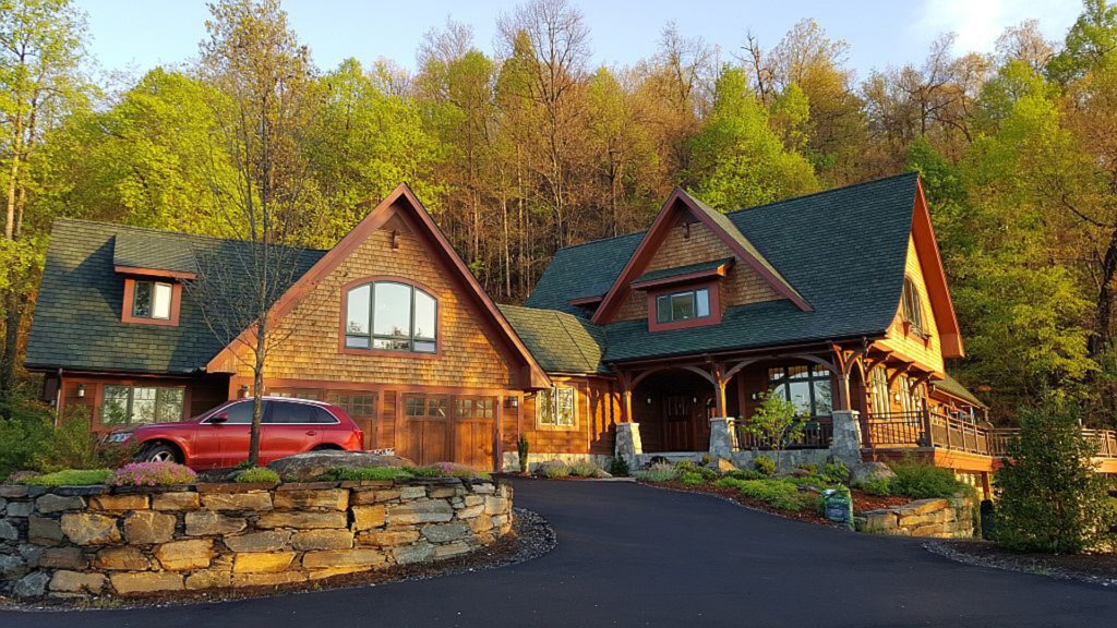 Outcropping stone